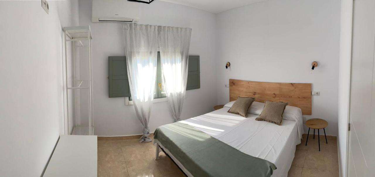 Hostal Residencia Alma Port de Alcudia  ภายนอก รูปภาพ