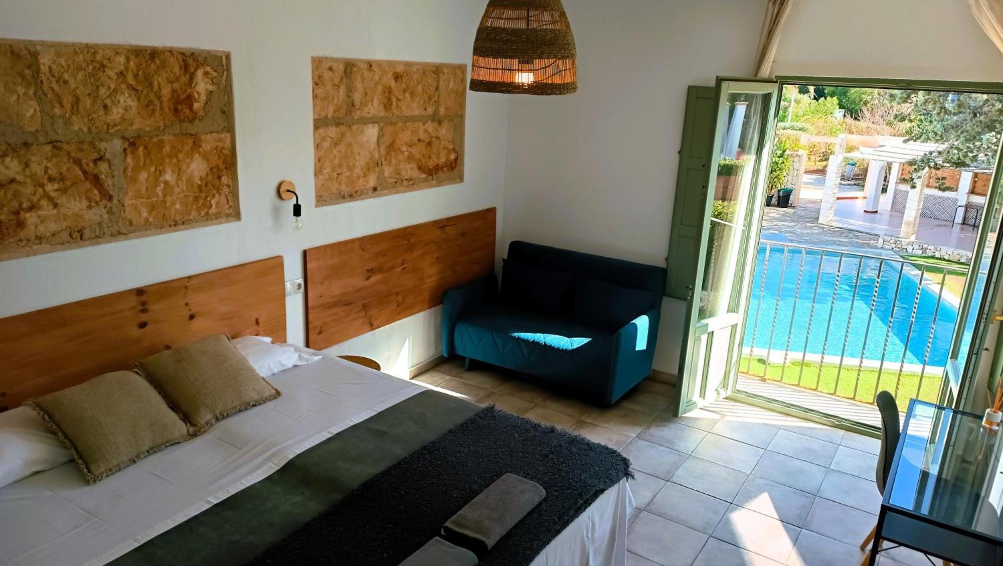 Hostal Residencia Alma Port de Alcudia  ภายนอก รูปภาพ